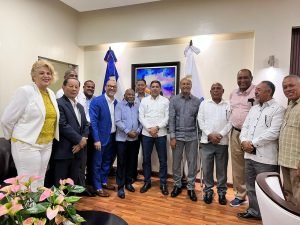 Frente Agropecuario sesiona con el ministro de Agricultura