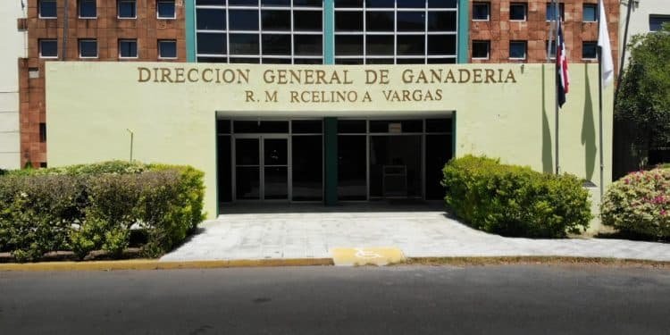 DIGEGA otorga 12,489 registros de productos veterinarios en el país