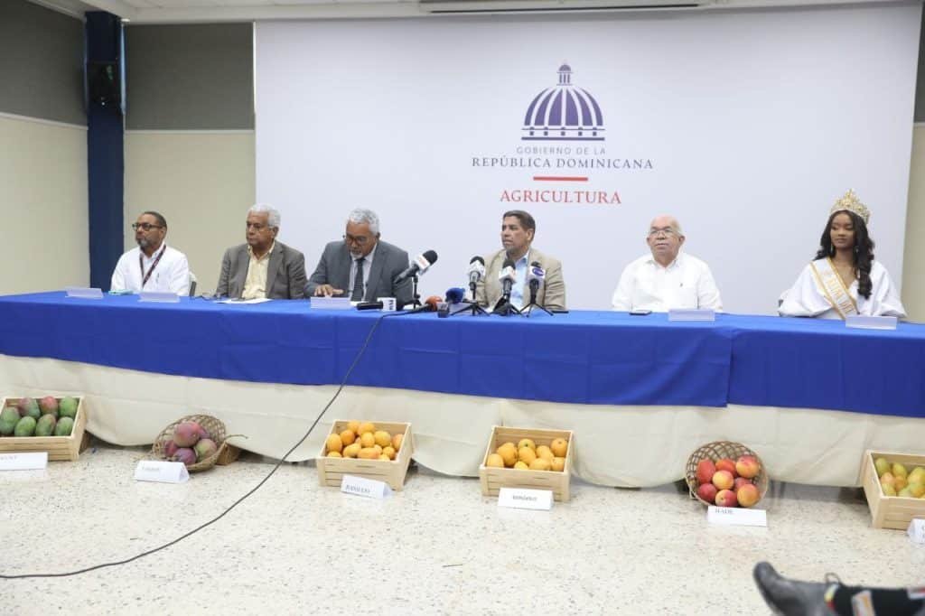 Anuncian Expo Mango 2023; será dedicada al expresidente Hipólito Mejía