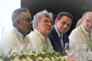 Ministro de Salud llama a ciudadanos cambiar la forma de alimentarse