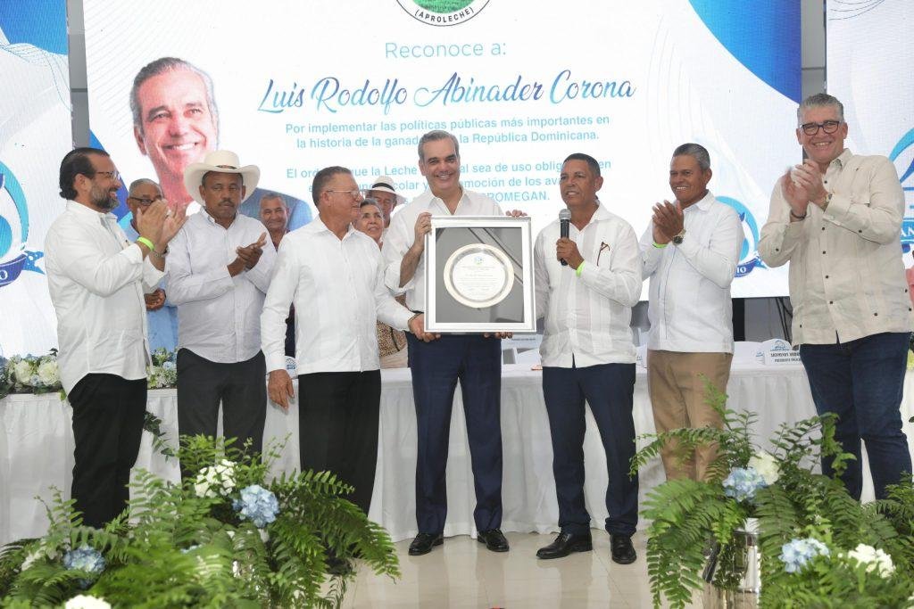 APROLECHE celebra 45 aniversario