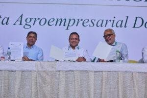 JAD y COLEAD firman acuerdo estratégico para fortalecer cadenas hortícolas