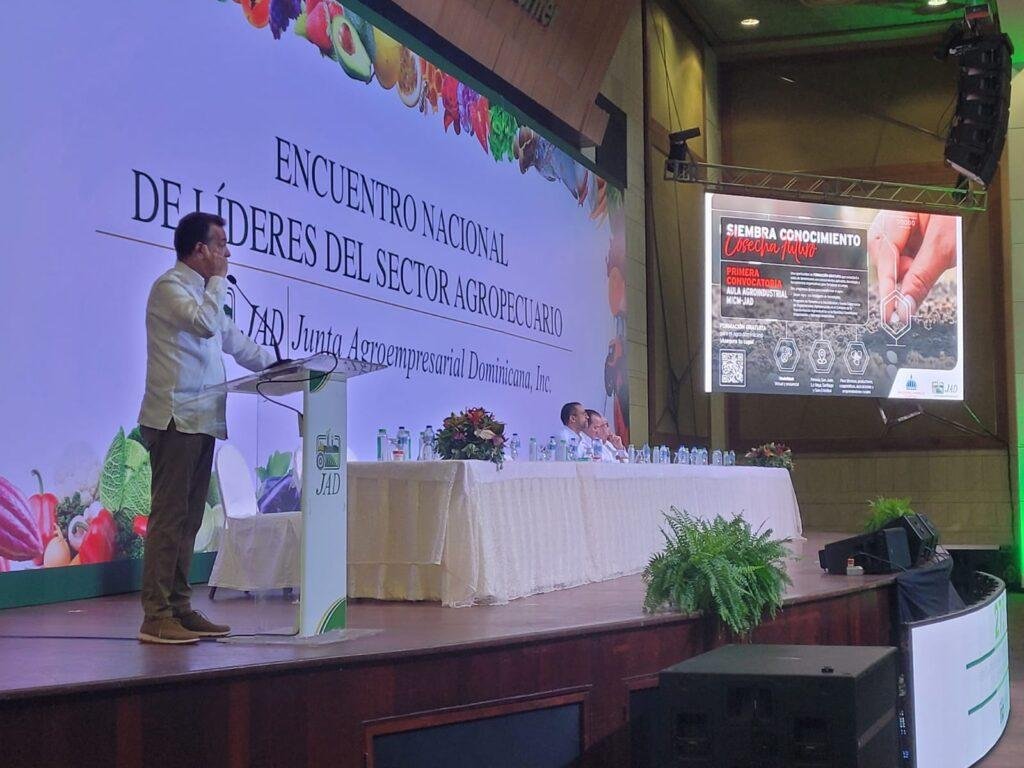 Ito Bisonó destaca crecimiento de las exportaciones agroindustriales