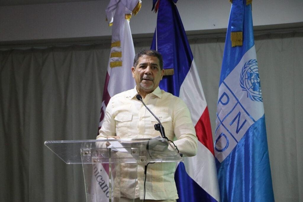 Limber Cruz, ministro de Agricultura.