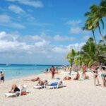 Abinader destaca récord histórico de turistas en 2025